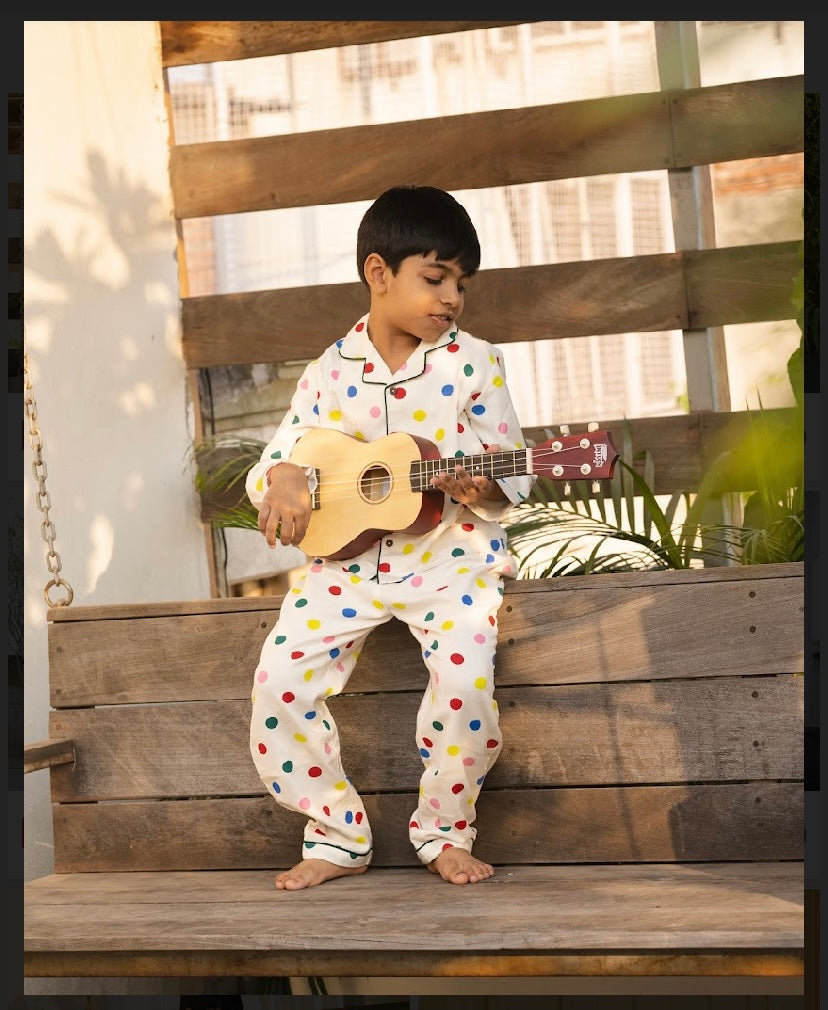 Love For Polka Flannel Lounger