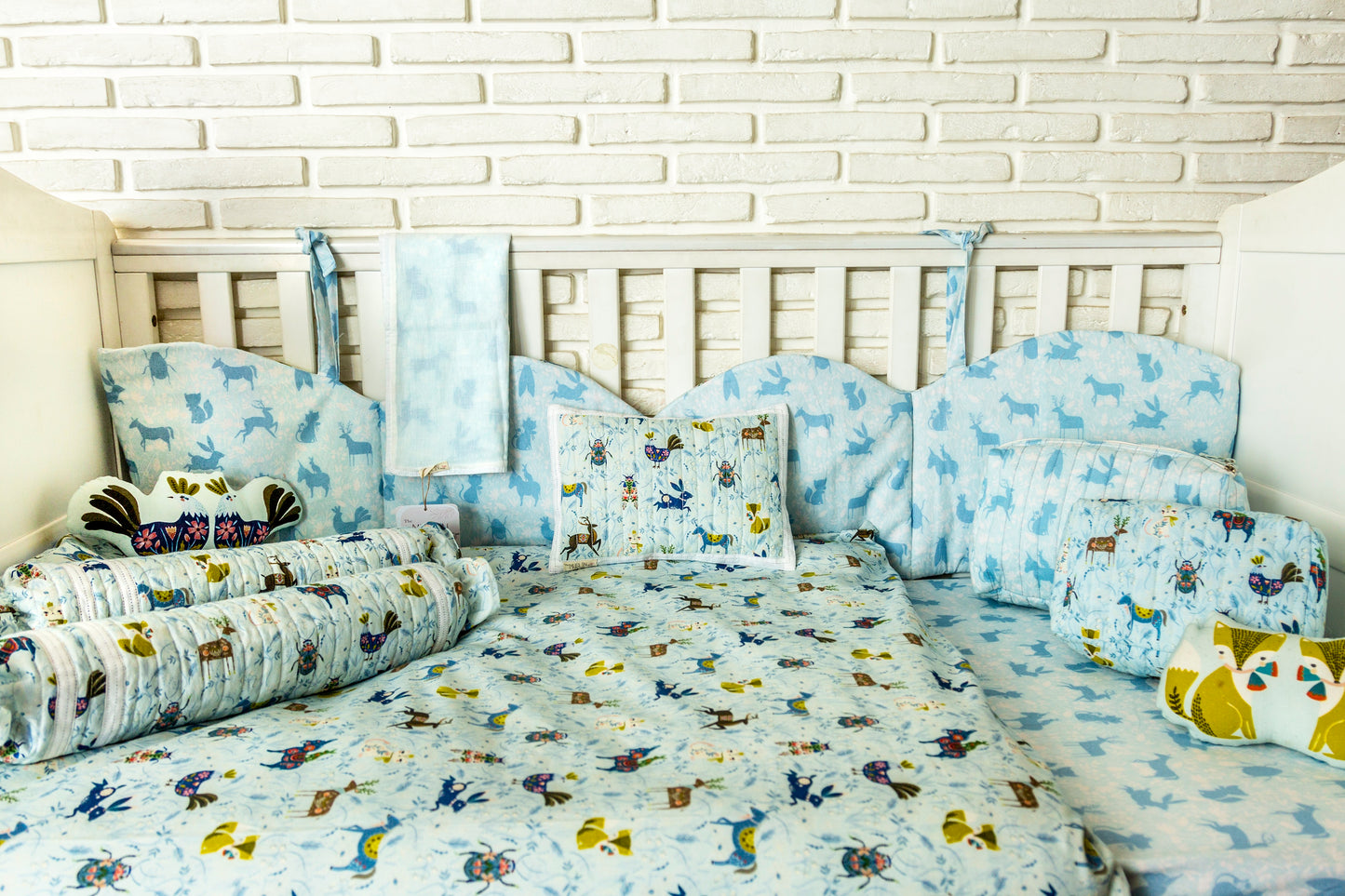 Tribal Animal Cot  Set