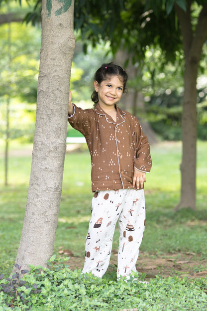 Woodland Camping Brown