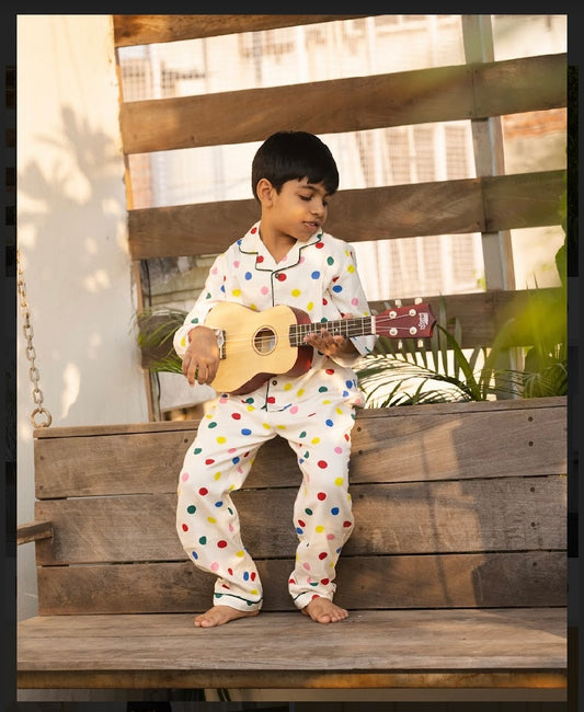 Love For Polka Flannel Lounger